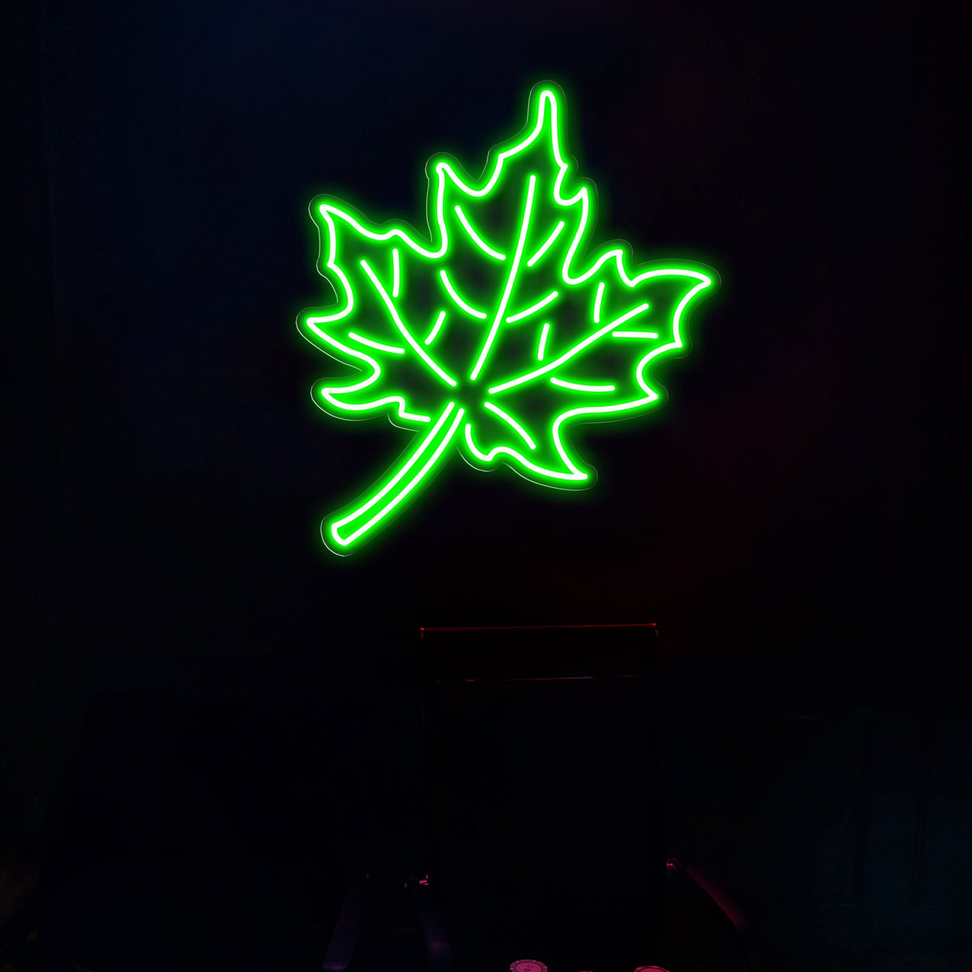 Aesthetic Neon Leaves Sign Led Light main green