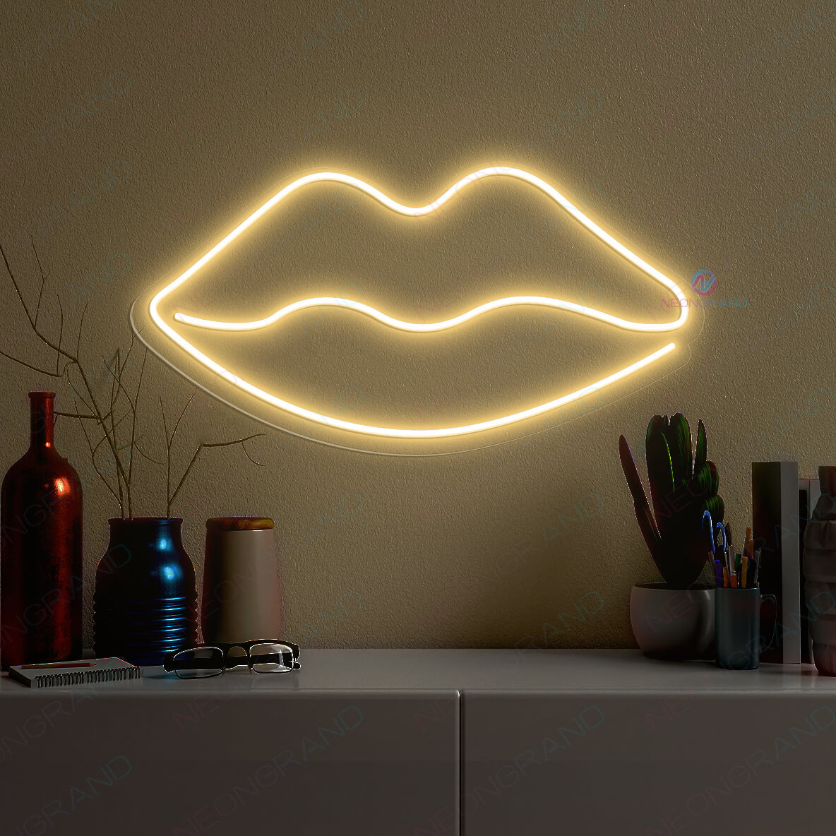 Lips Neon Sign Aesthetics Glow Led Light gold yellow