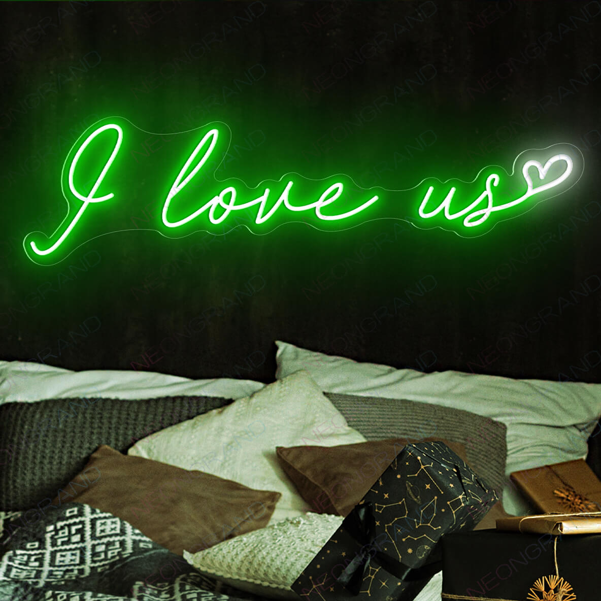 Love Neon Light I Love Us Valentine Led Sign green1