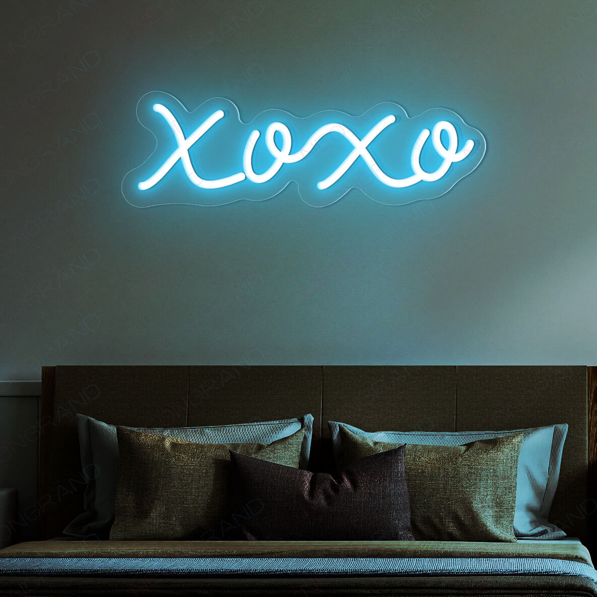 XOXO Neon Sign Hugs And Kisses Love Led Light light blue wm