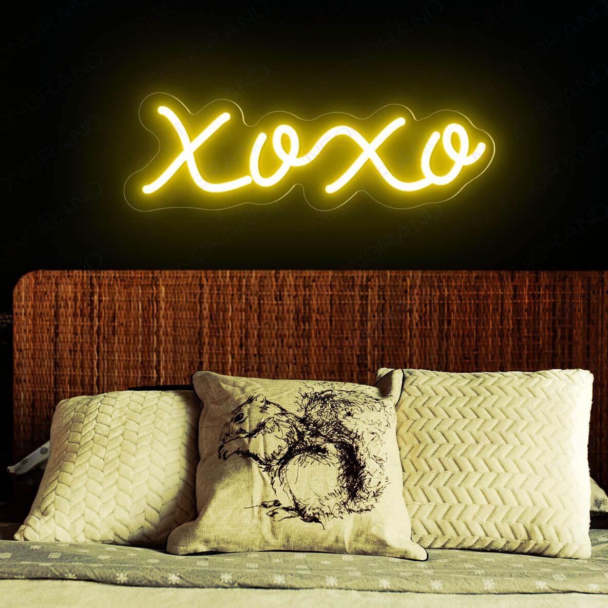 XOXO Neon Sign Hugs And Kisses Love Led Light yellow wm